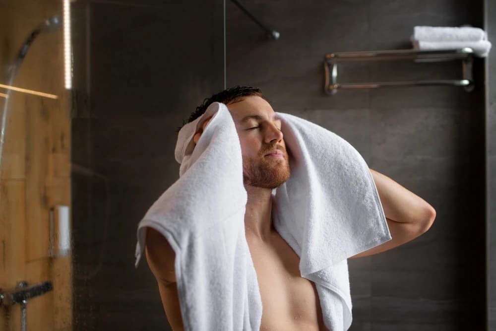 ফরজ গোসলের নিয়ম এবং কখন ফরজ গোসল করতে হয়?